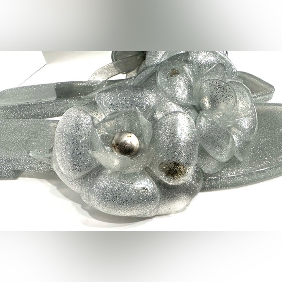 Jeffrey Campbell Fleuris Jelly Flip Flop Thong Sandals Size 8 Silver Glitter New - Picture 6 of 11